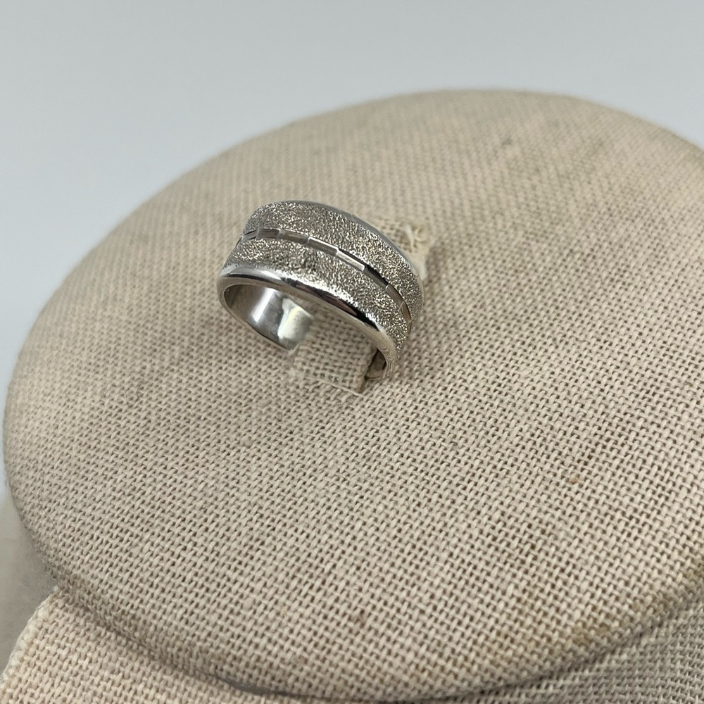 Vintage .999 Fine Silver Textured Band Ring – Size 5.75, Made in Costa Rica - Picture 15 of 16